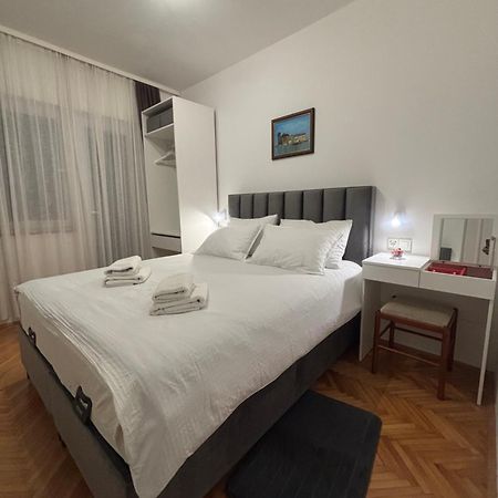 Morosini Apartments Biograd na Moru Kültér fotó